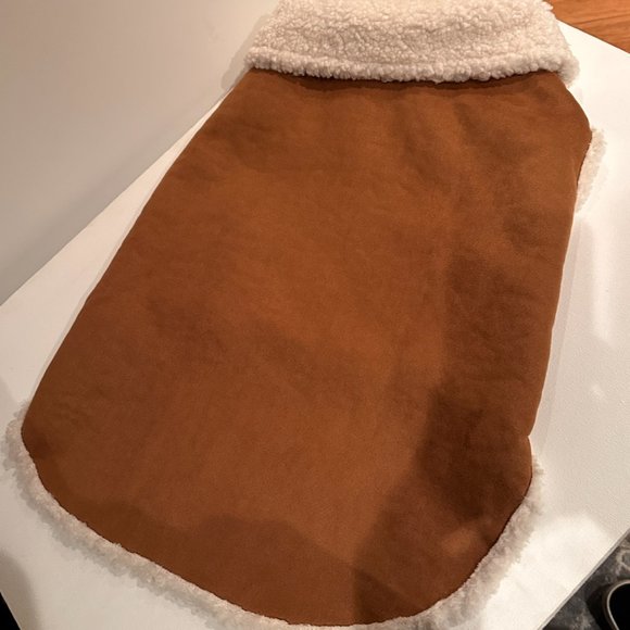 Gap Vegan Shearling Coat Size Medium for Dogs - Picture 6 of 6